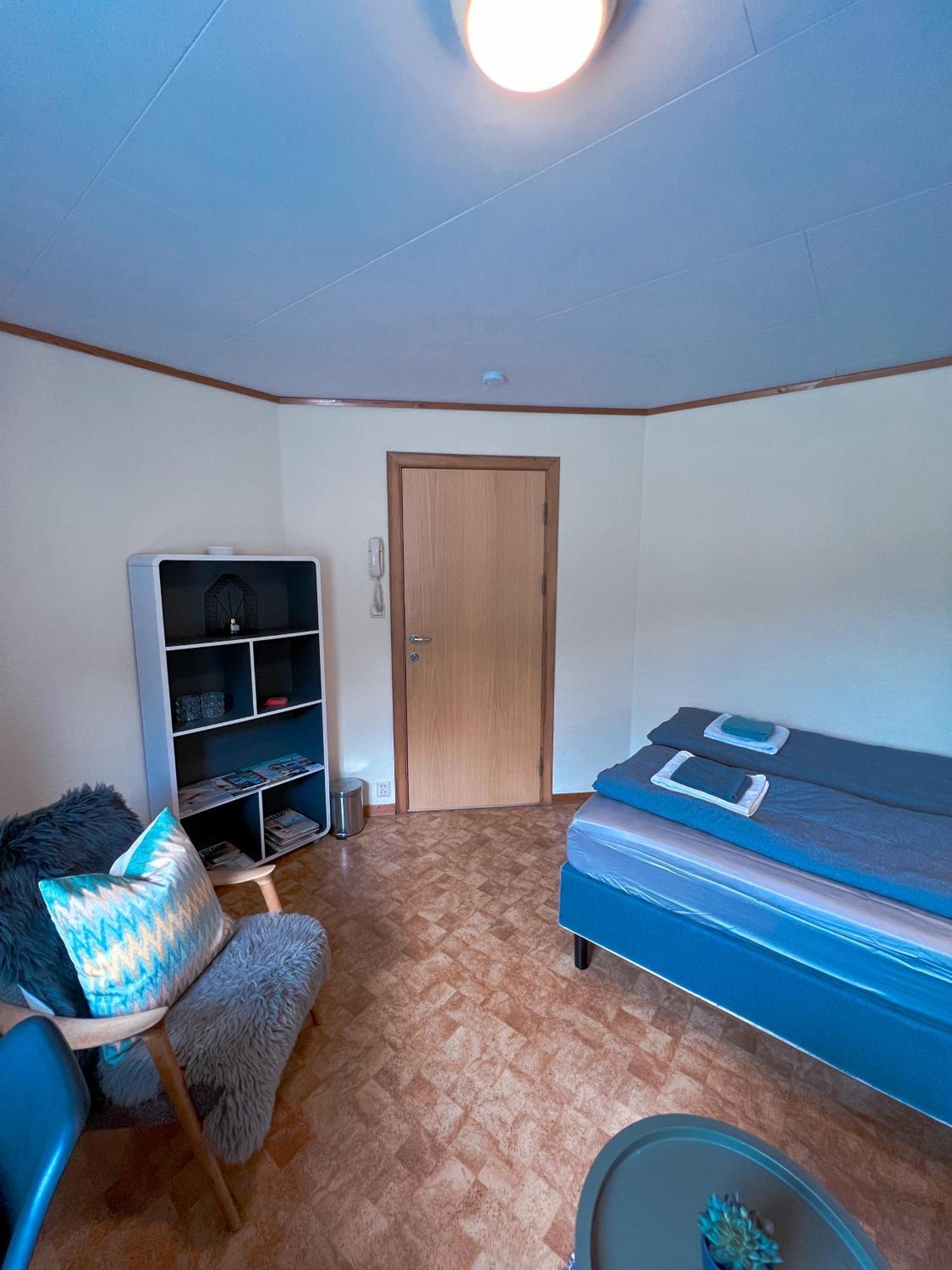 Privat Rom I Leilighet Hotel Sogndal Exterior photo